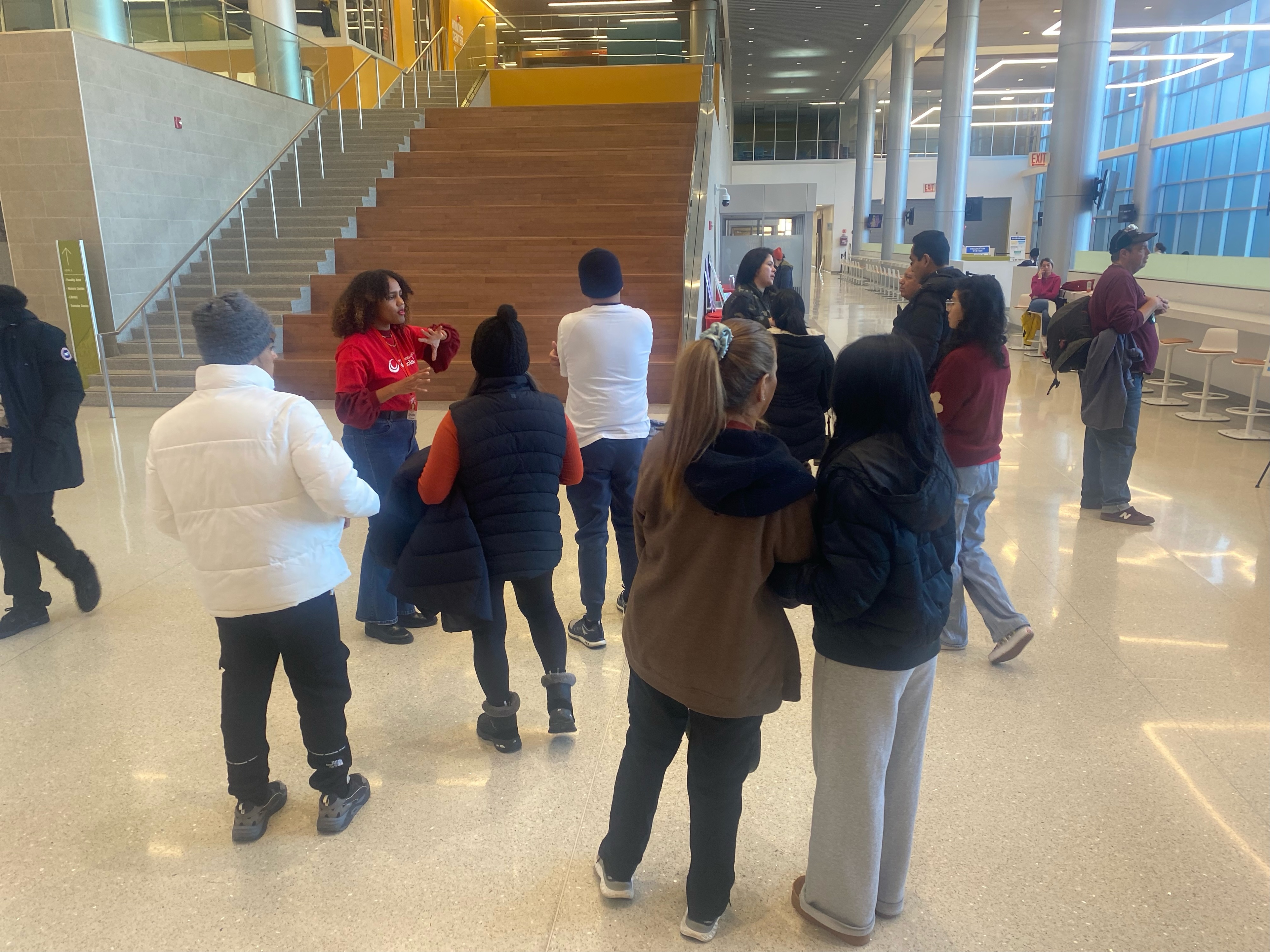 Con éxito se desarrolló jornada de orientación a colombianos en el Malcolm X City College de Chicago