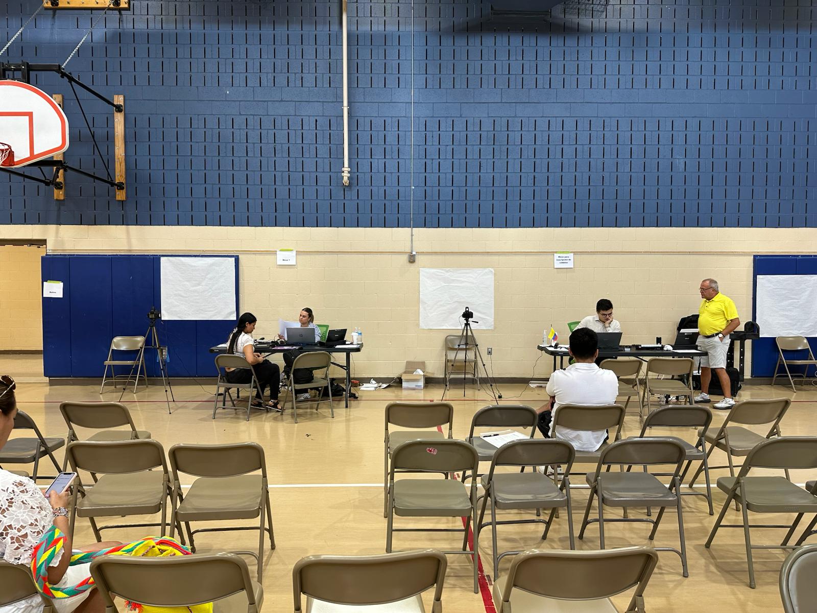 Éxito total en el Consulado Móvil de Milwaukee Wisconsin