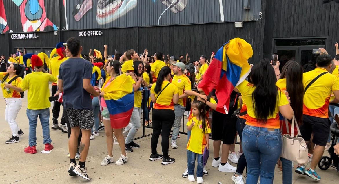 Consulado de Colombia en Chicago reunió más de 3000 colombianos en Radius