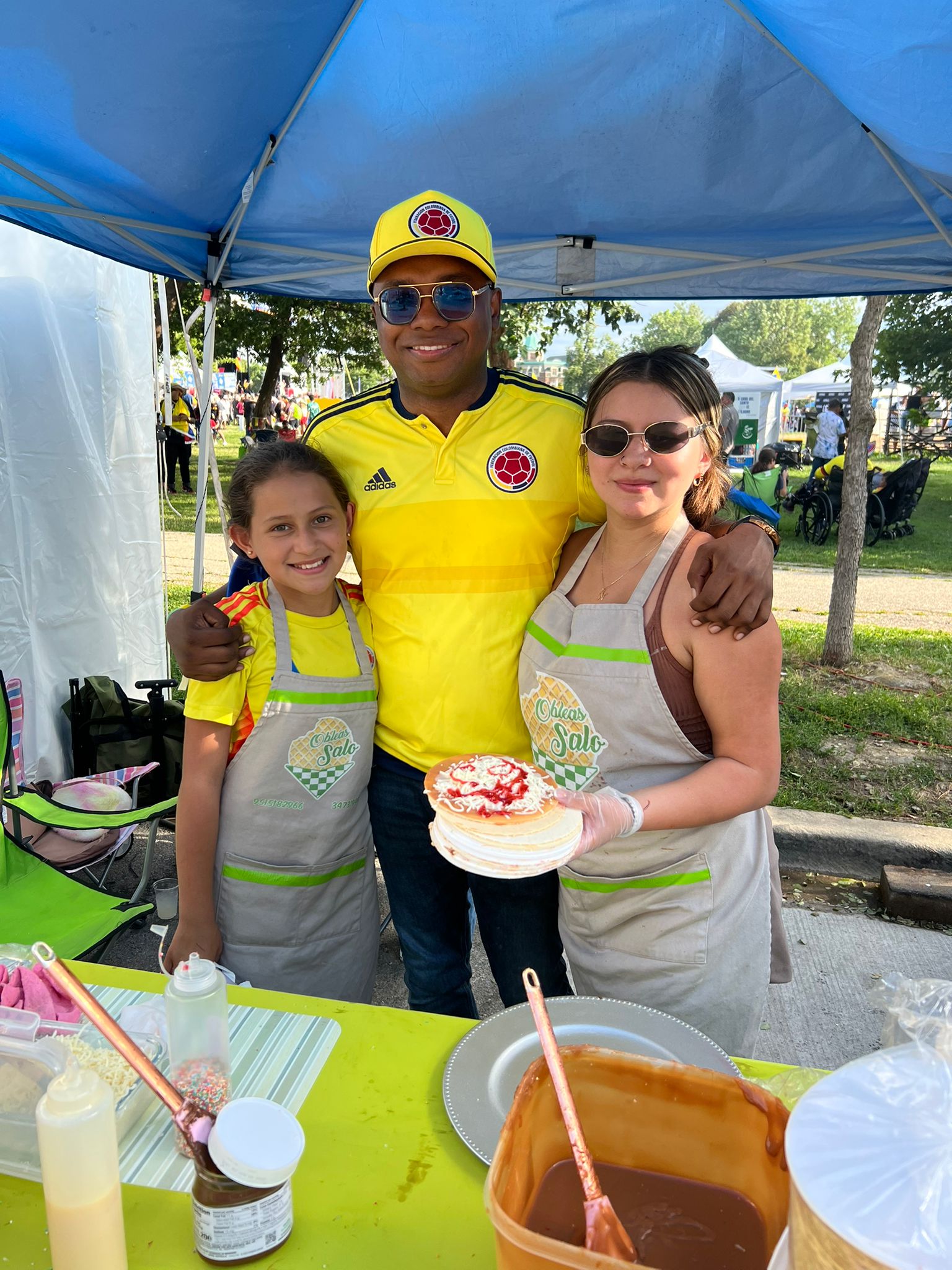 Consulado de Colombia participa en el día gratuito del Festival Colombiano en Chicago