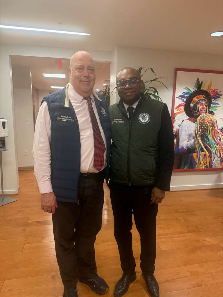 Cónsul en Chicago se reunió con el Embajador de Colombia en Estados Unidos y demás Cónsules acreditados en los Estados Unidos 