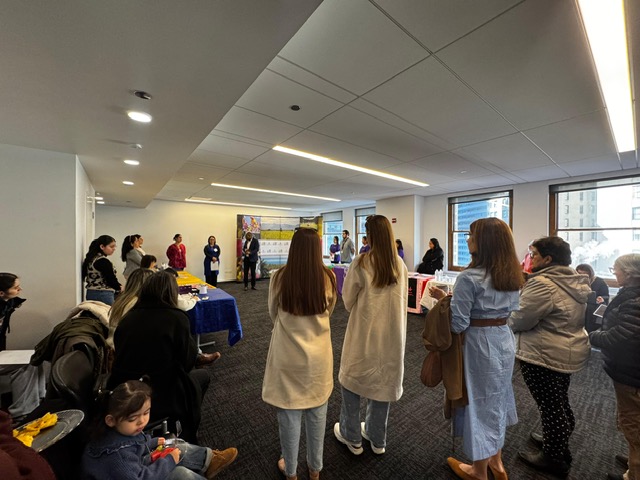 El Consulado de Colombia en Chicago realizó el primer encuentro consular con mujeres