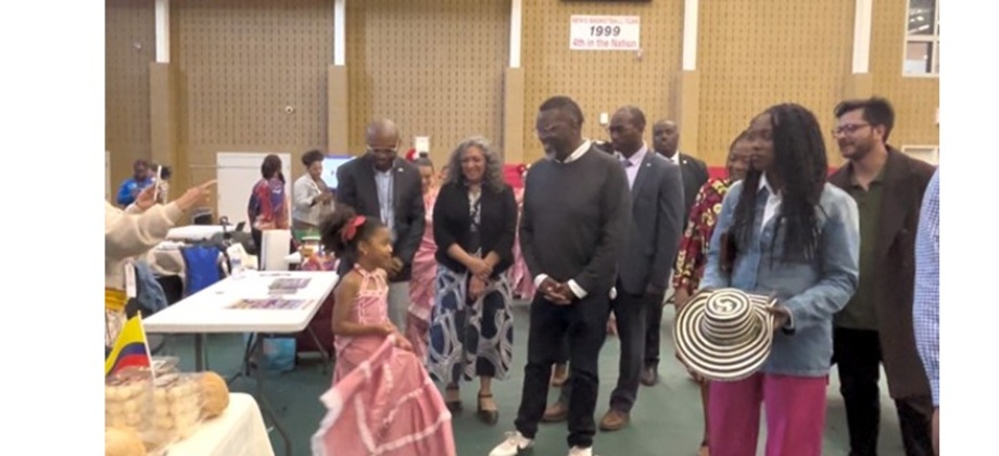 AfroEssence recibe al alcalde de Chicago en una jornada de reconocimiento a la afrocolombianidad