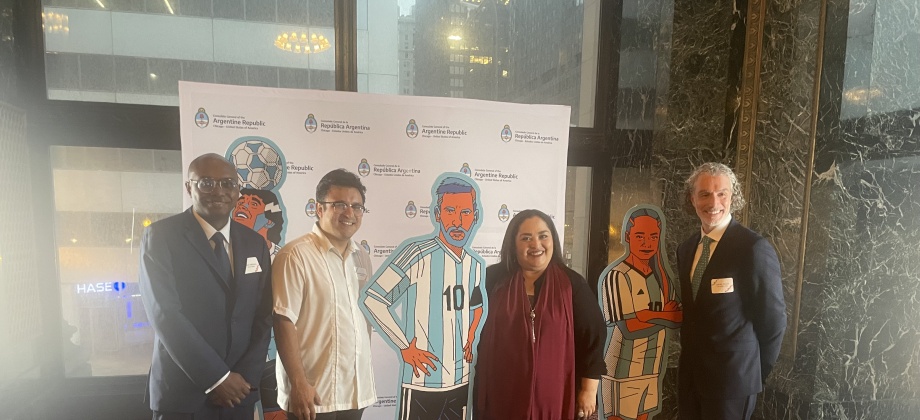 Consulado de Colombia en Chicago participó en el  evento de conmemoración de la independencia de la República de Argentina