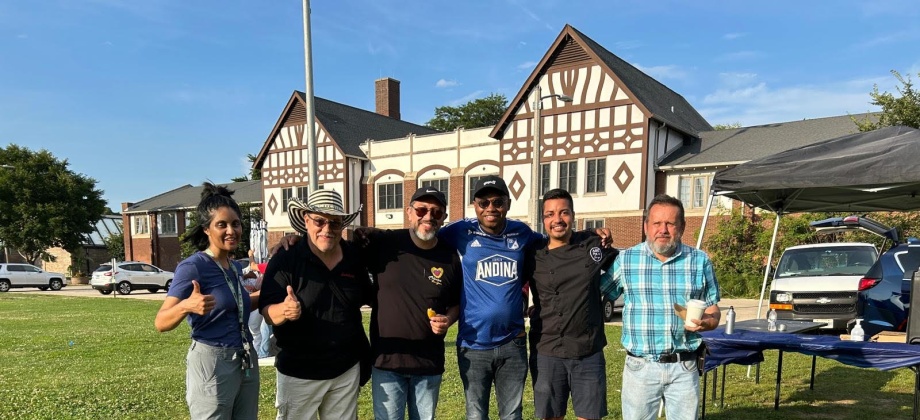 Cónsul General y multiplicadora participaron en el picnic de Tierra Colombiana