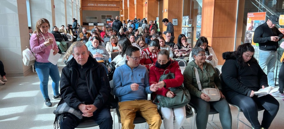 Éxito en la jornada Consular Express en Aurora, Illinois