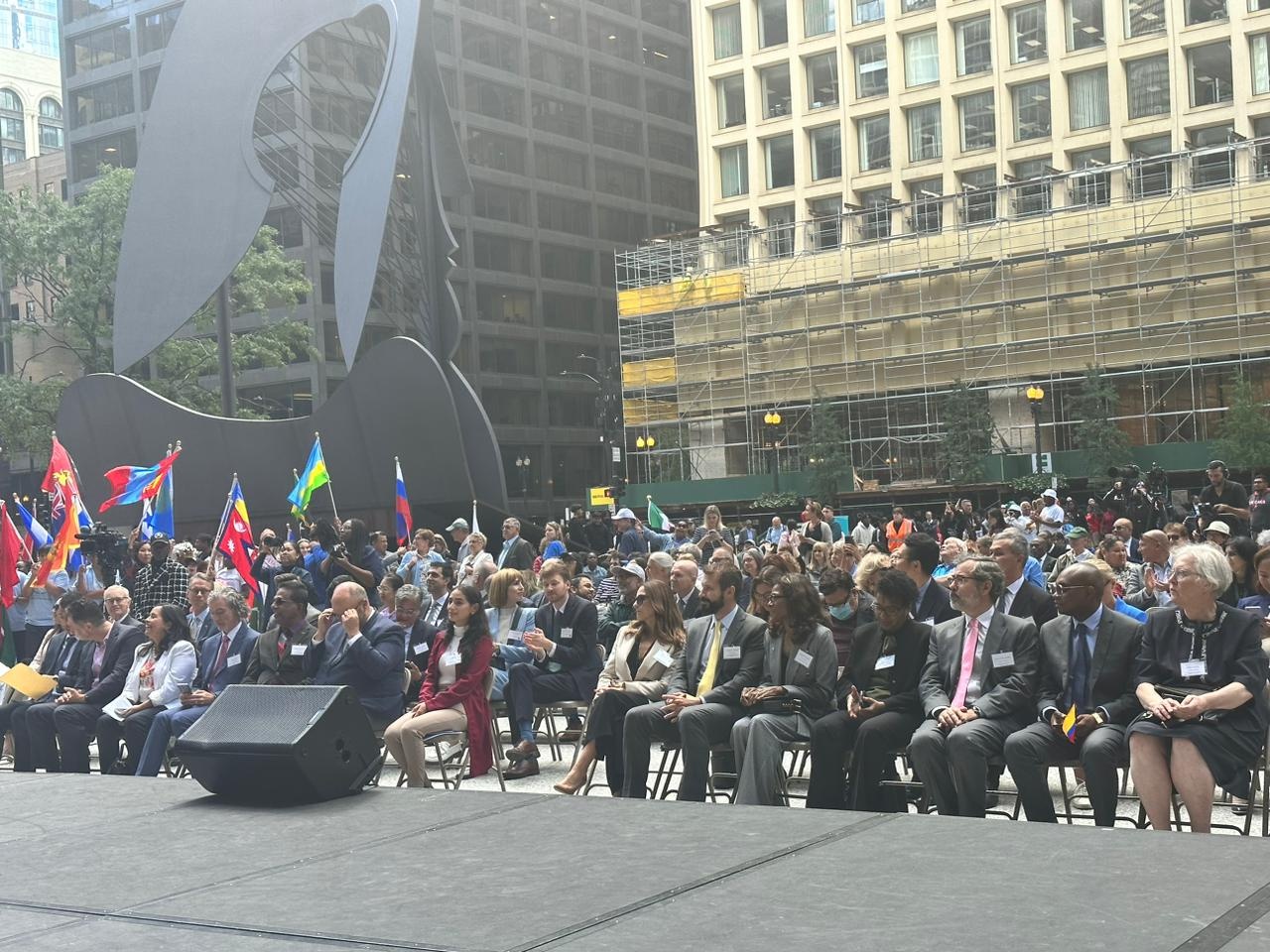 Cónsul de Colombia en Chicago, Diego Angulo Marínez, participó en la ceremonia del Día Mundial de la Paz