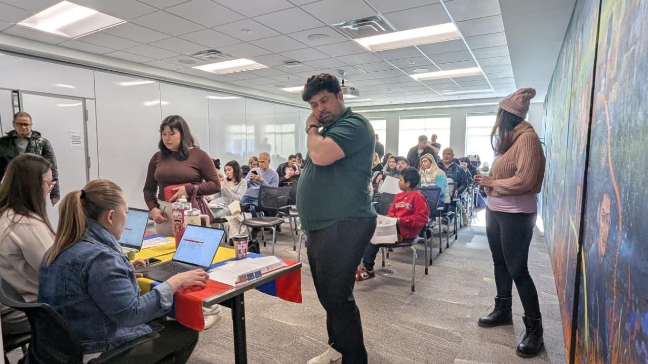 Éxito total en el Consulado Express de Saint Paul, Minnesota que atendió a más de 100 personas