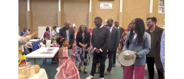 AfroEssence recibe al alcalde de Chicago en una jornada de reconocimiento a la afrocolombianidad