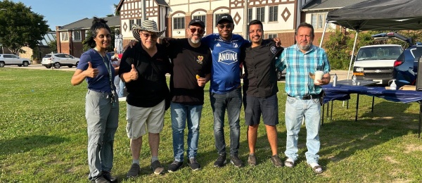 Cónsul General y multiplicadora participaron en el picnic de Tierra Colombiana